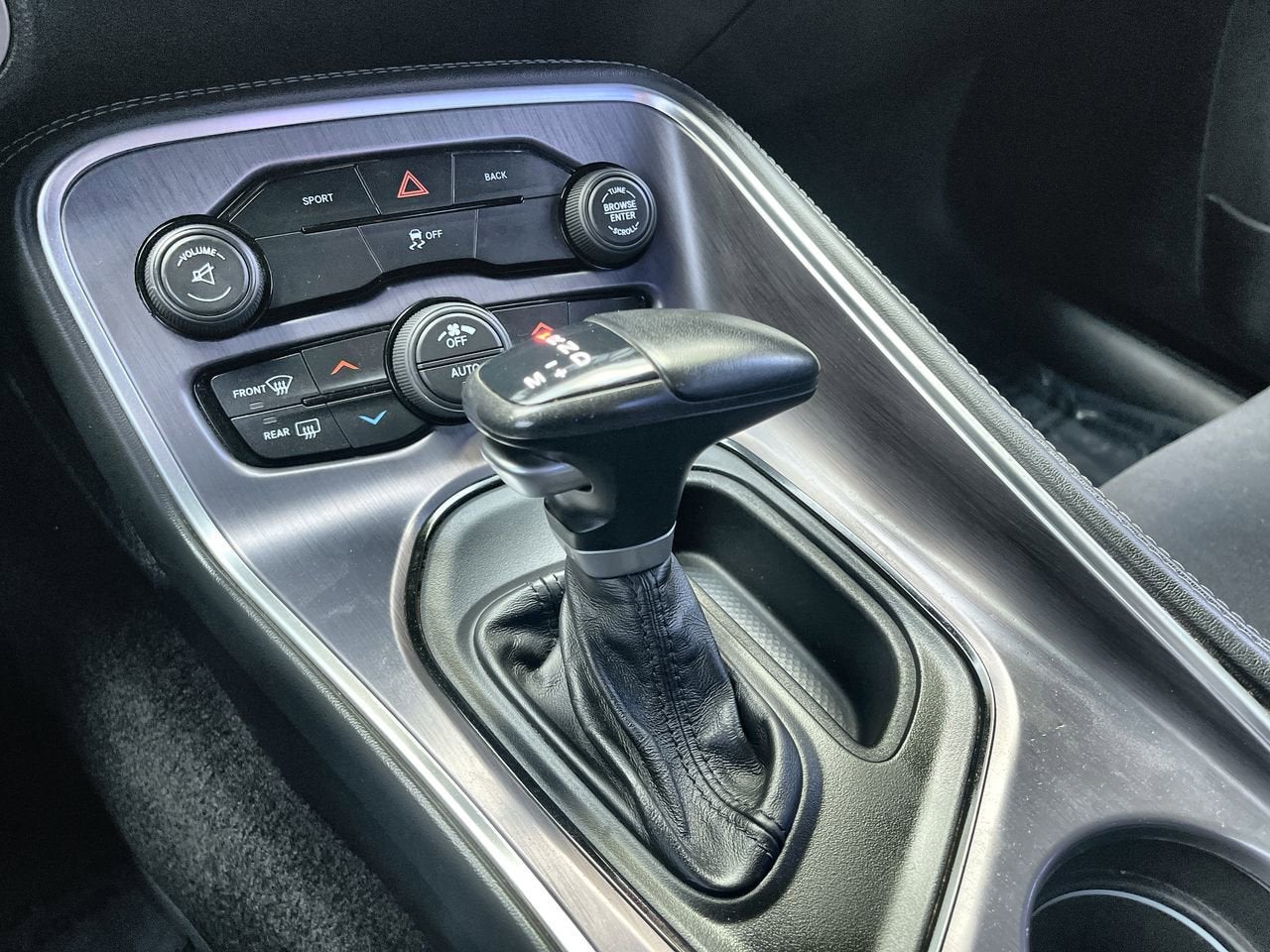 2016 Dodge Challenger SXT