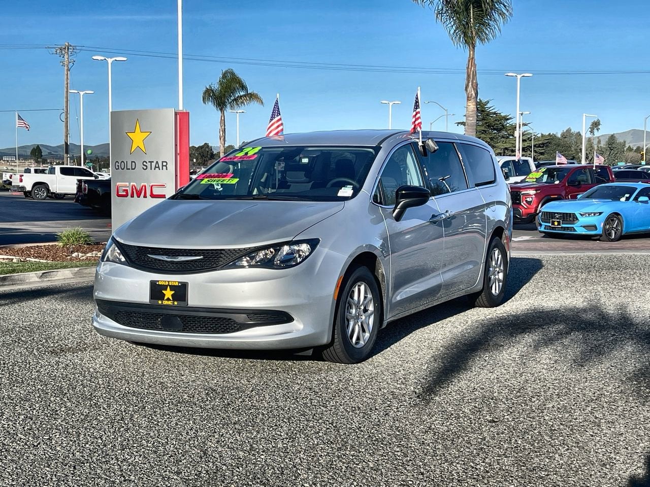 2024 Chrysler Voyager LX