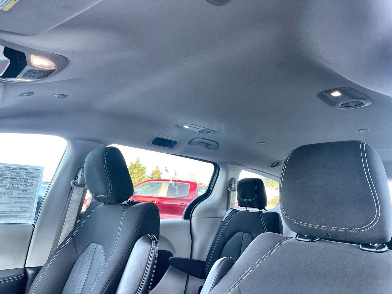 2024 Chrysler Voyager LX