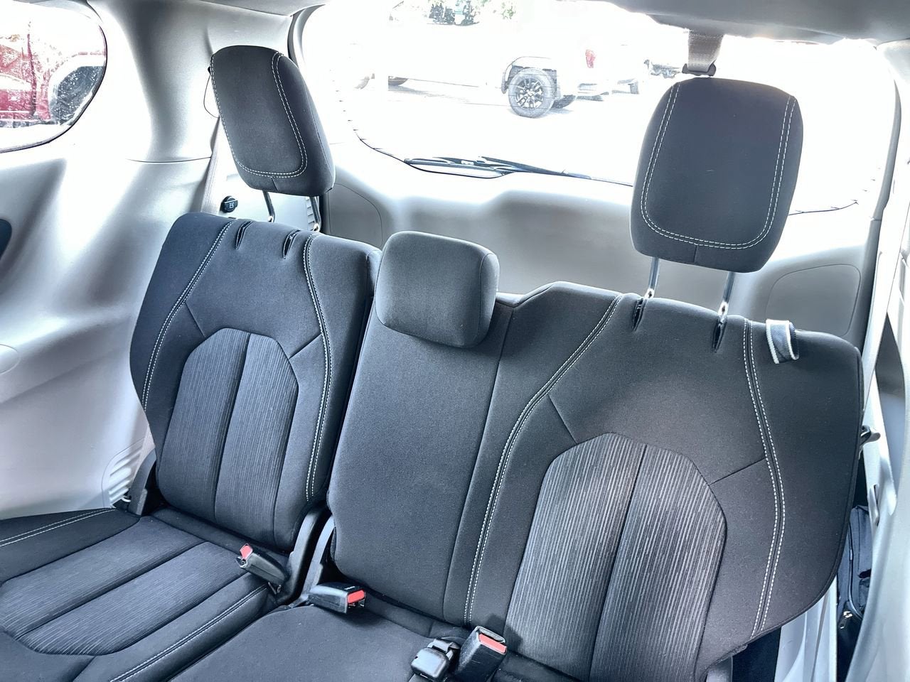 2024 Chrysler Voyager LX