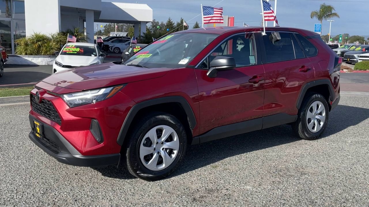 2024 Toyota RAV4 LE