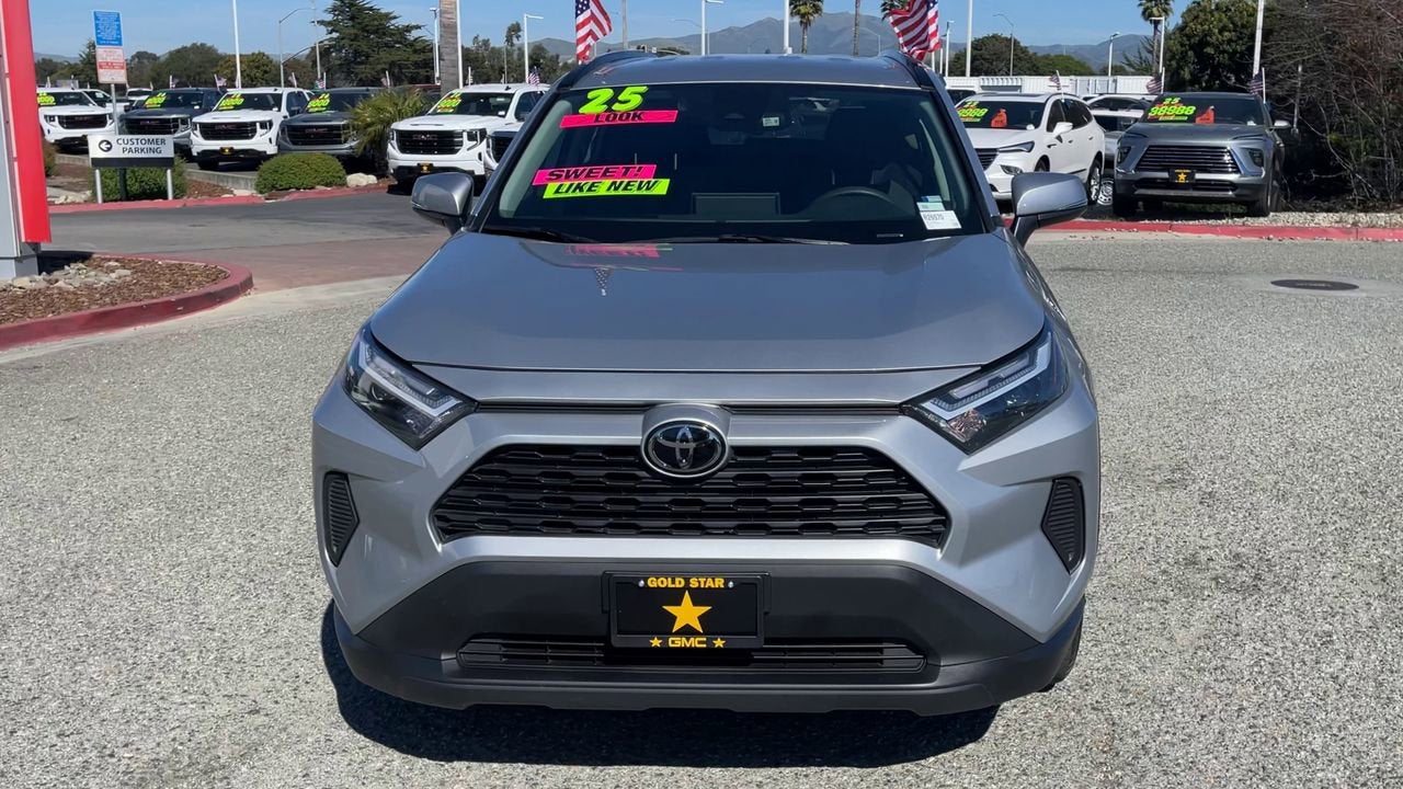 2025 Toyota RAV4 XLE