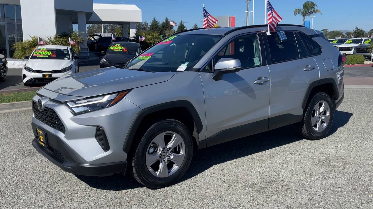 2025 Toyota RAV4 XLE