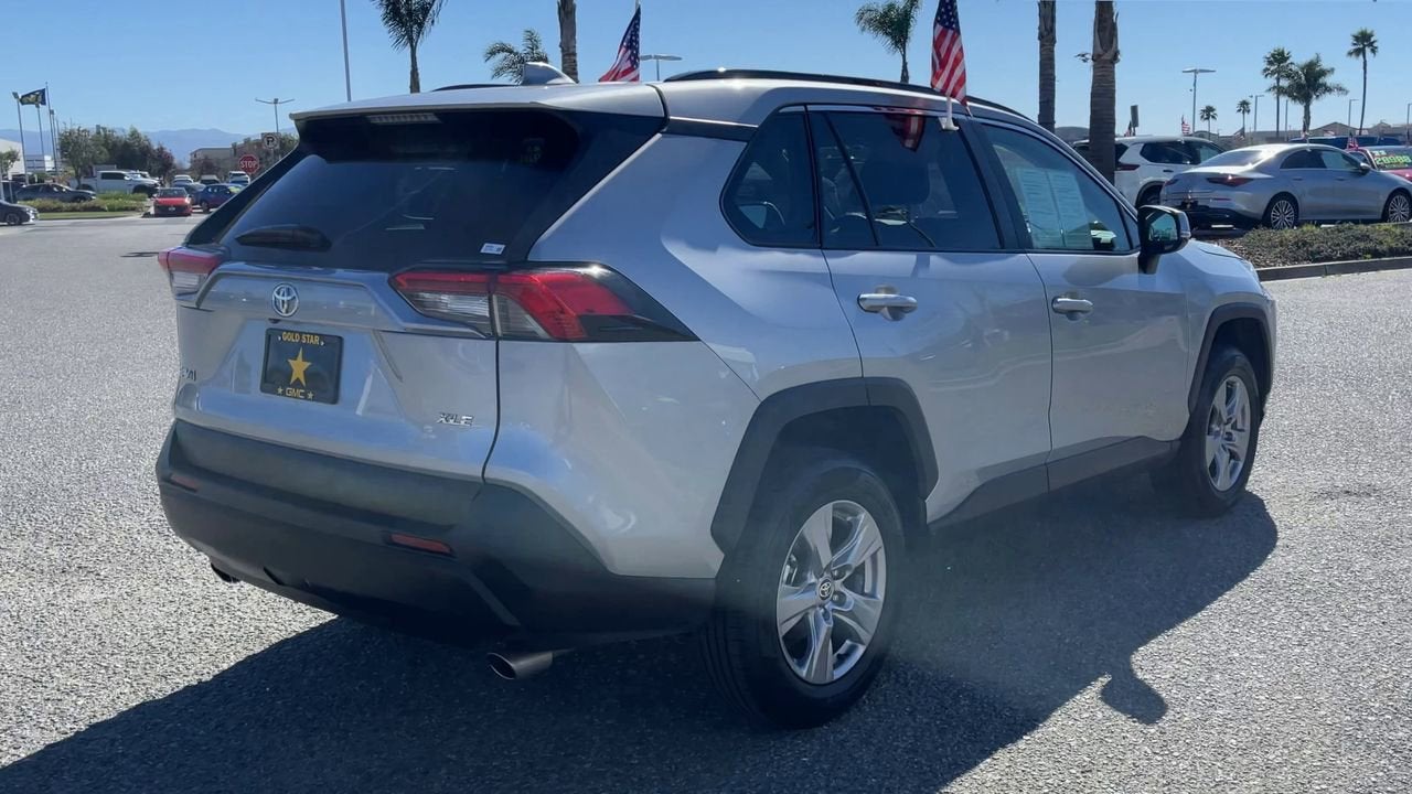 2025 Toyota RAV4 XLE
