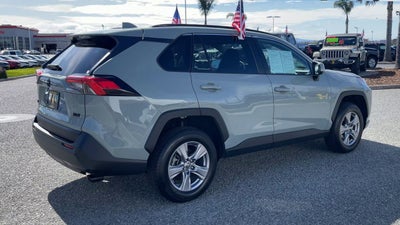 2022 Toyota RAV4 XLE