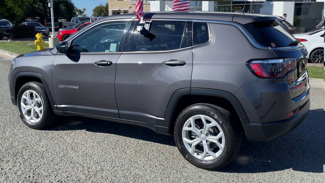 2024 Jeep Compass Sport