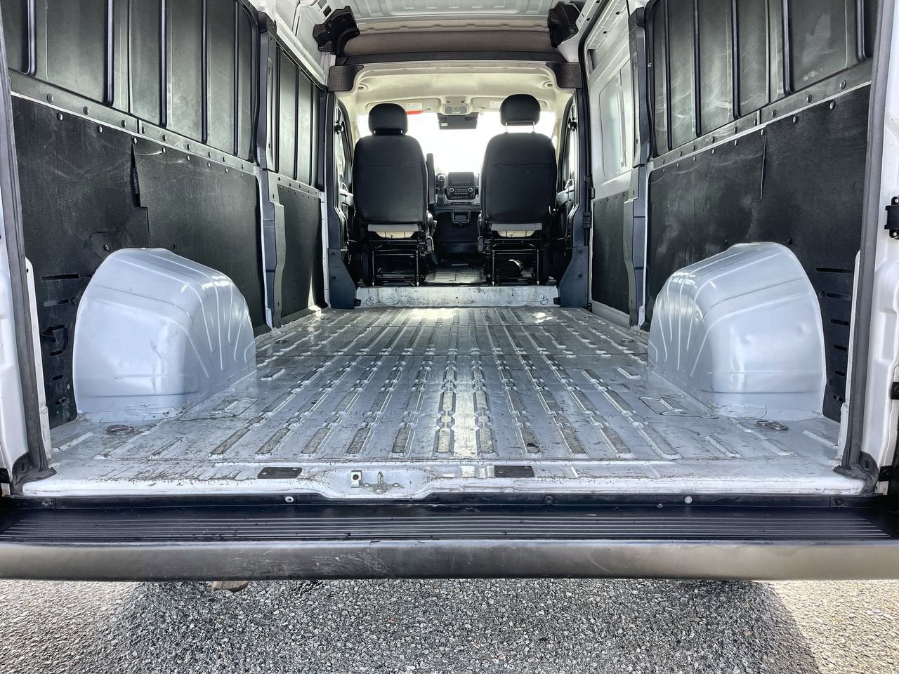 2025 RAM ProMaster Cargo Van Tradesman