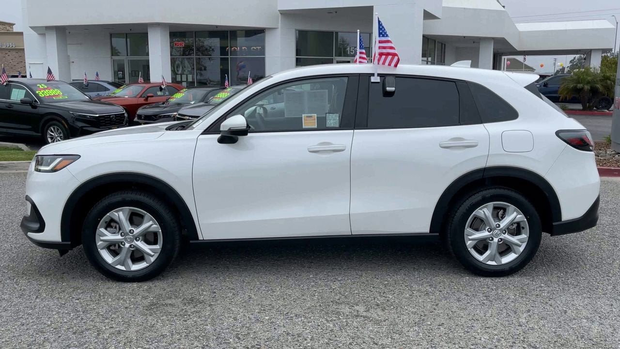 2025 Honda HR-V LX