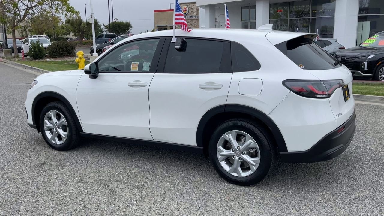 2025 Honda HR-V LX