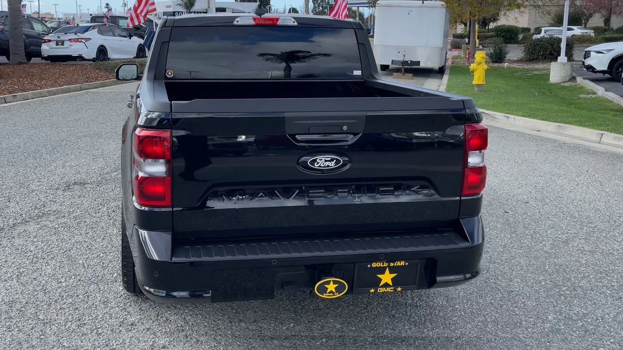 2025 Ford Maverick Lobo Standard