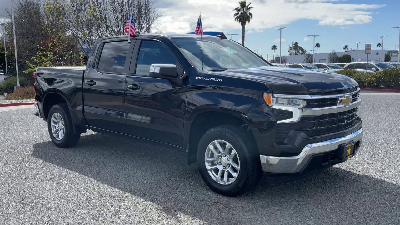 2023 Chevrolet Silverado 1500 LT (2FL)