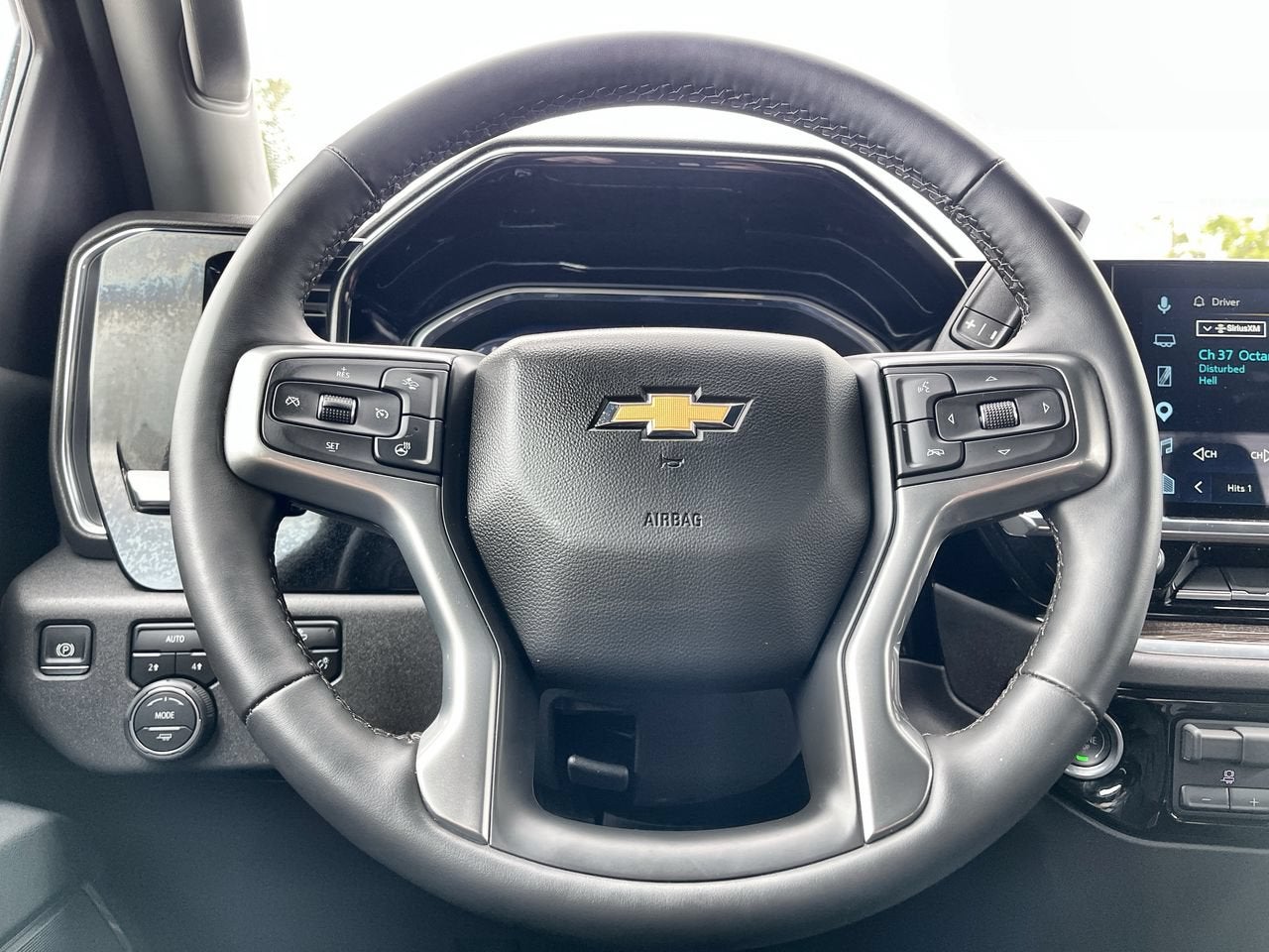 2025 Chevrolet Silverado 1500 LT (2FL)