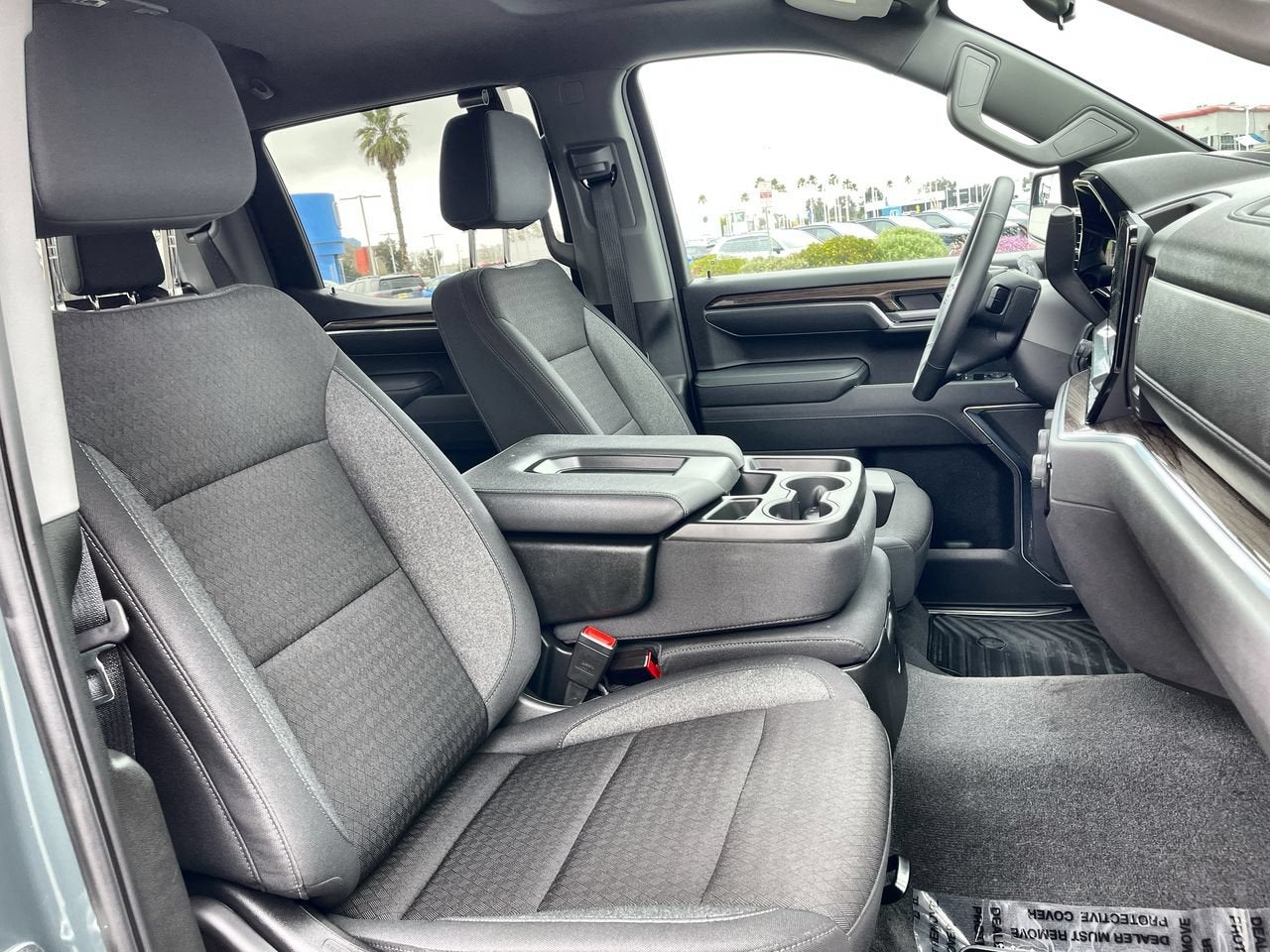 2025 Chevrolet Silverado 1500 LT (2FL)