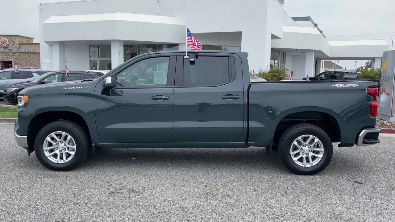 2025 Chevrolet Silverado 1500 LT (2FL)