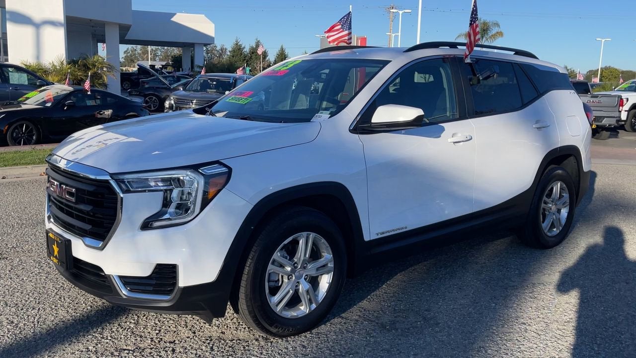 2023 GMC Terrain SLE