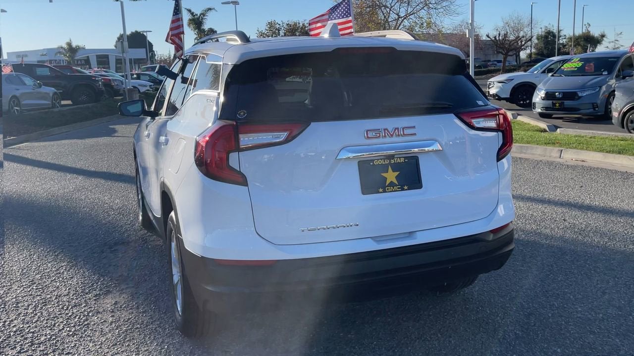 2023 GMC Terrain SLE