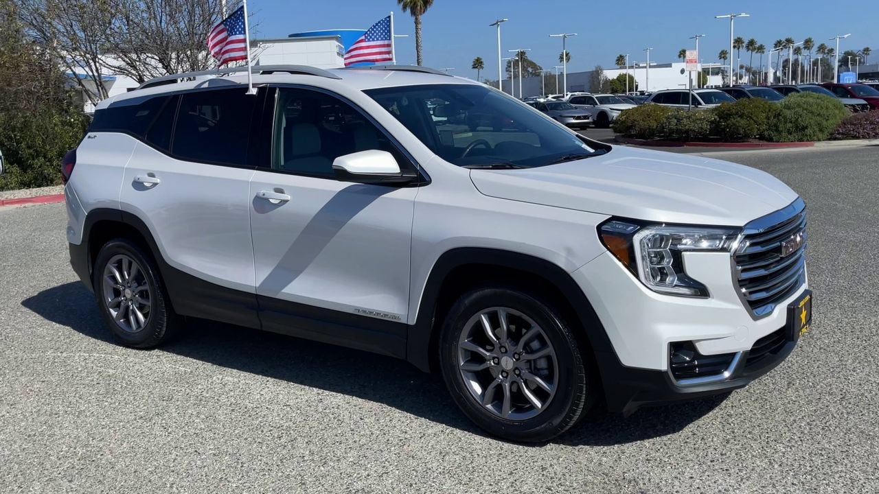 2023 GMC Terrain SLT