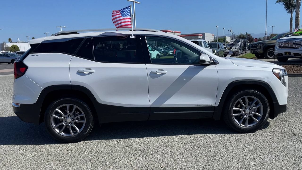 2023 GMC Terrain SLT