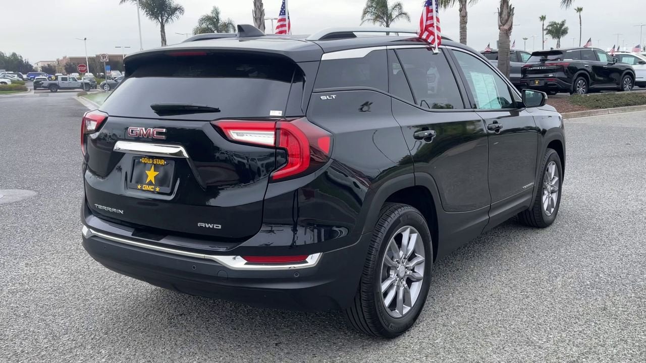 2022 GMC Terrain SLT