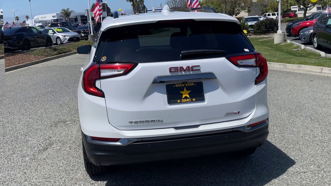 2024 GMC Terrain AT4