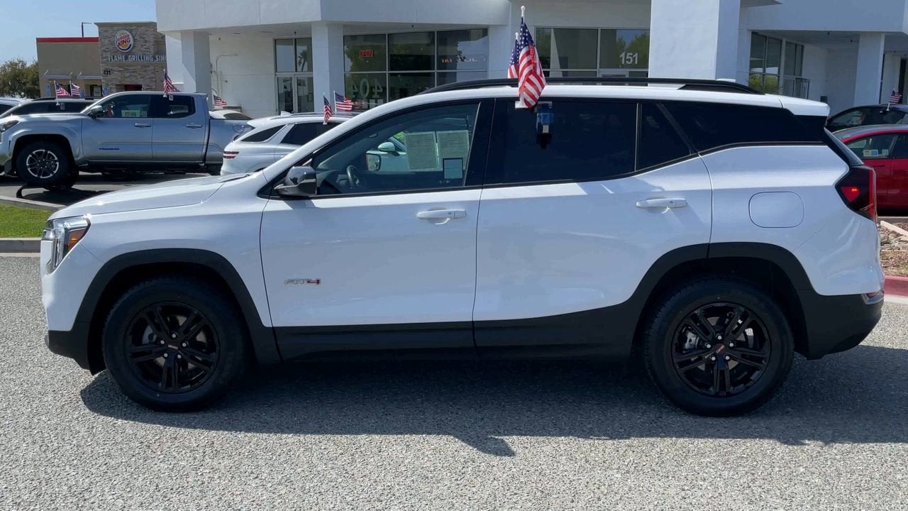 2023 GMC Terrain AT4