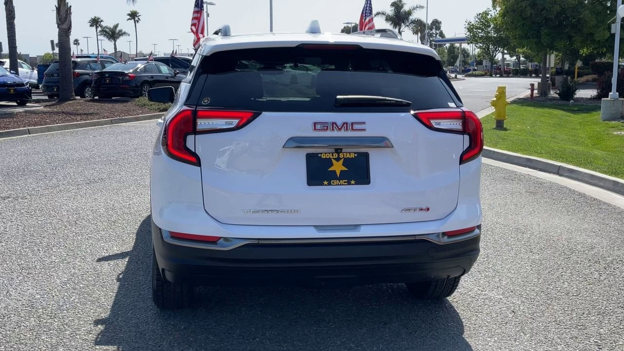 2023 GMC Terrain AT4