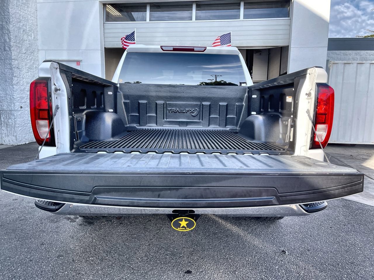 2023 GMC Sierra 1500 SLE