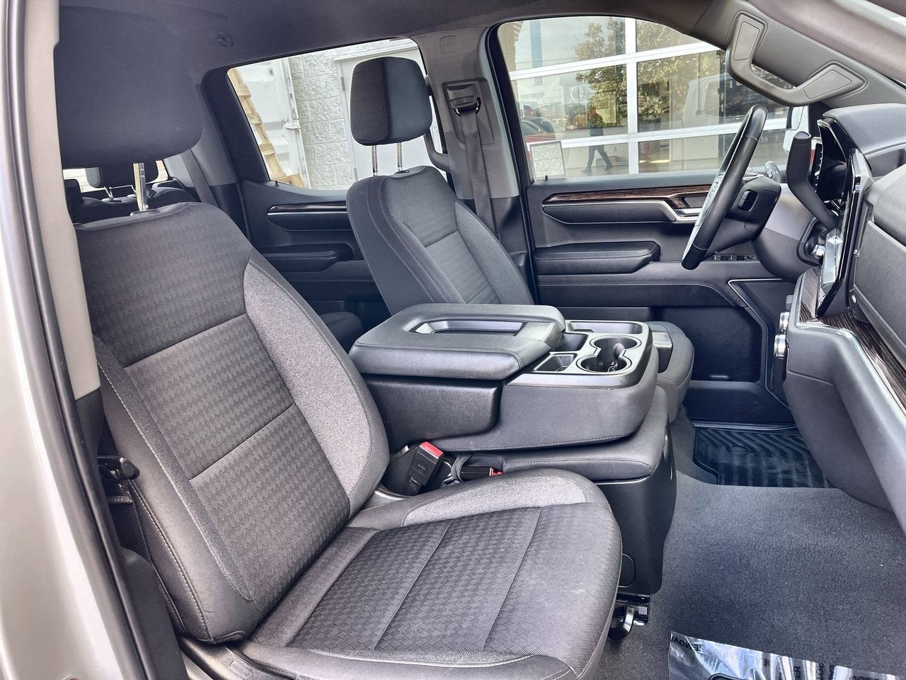 2023 GMC Sierra 1500 SLE