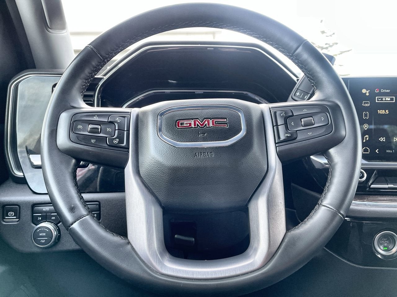 2024 GMC Sierra 1500 Elevation