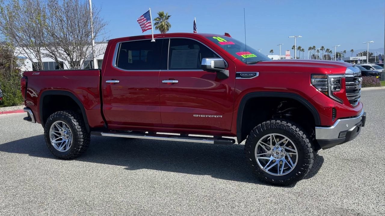 2024 GMC Sierra 1500 SLT