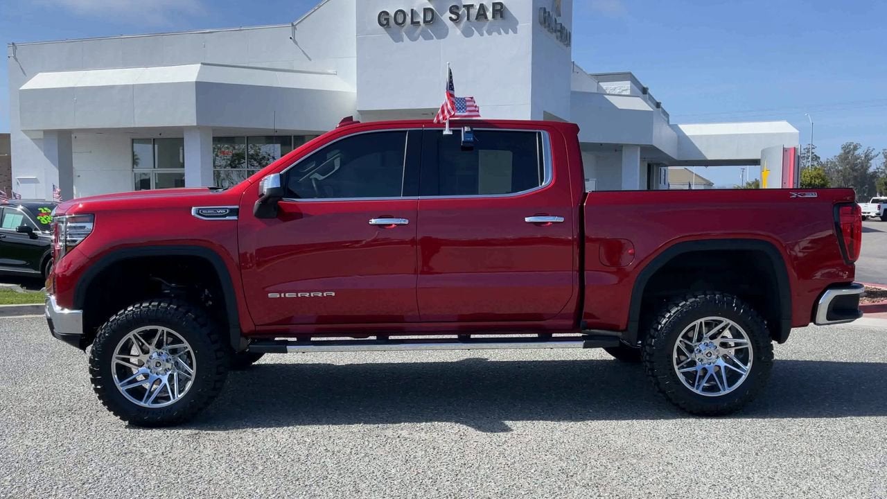 2024 GMC Sierra 1500 SLT