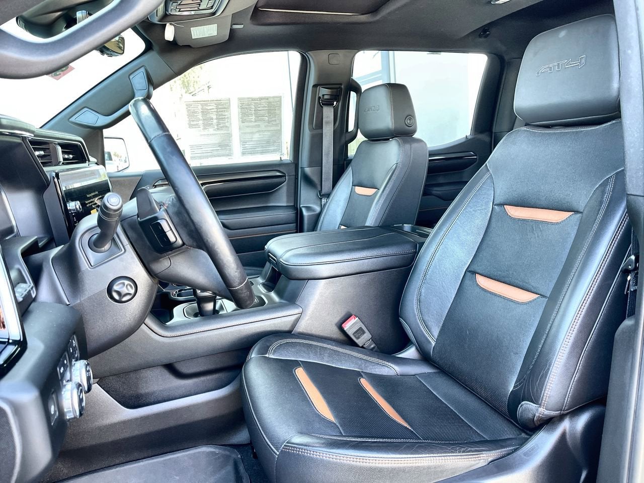 2023 GMC Sierra 1500 AT4