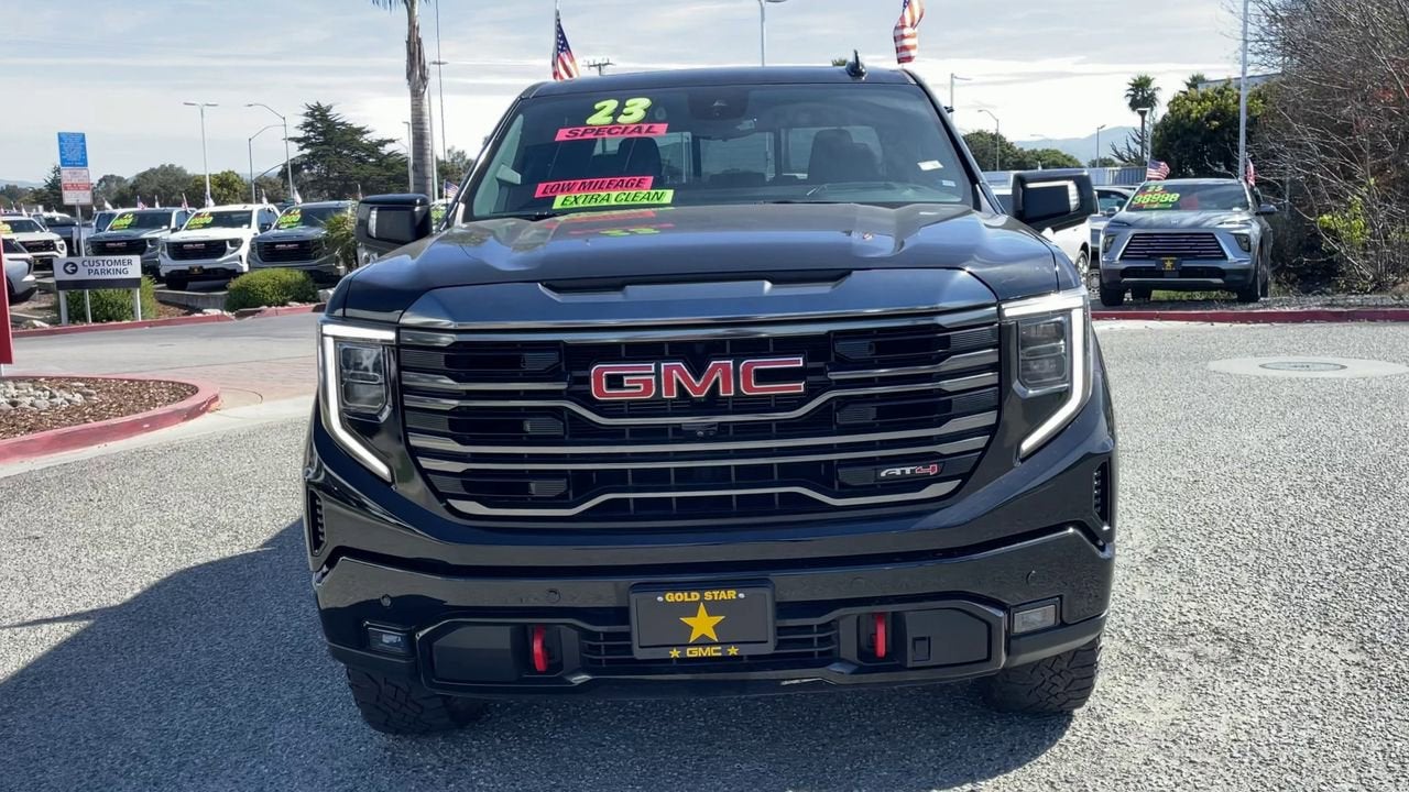2023 GMC Sierra 1500 AT4