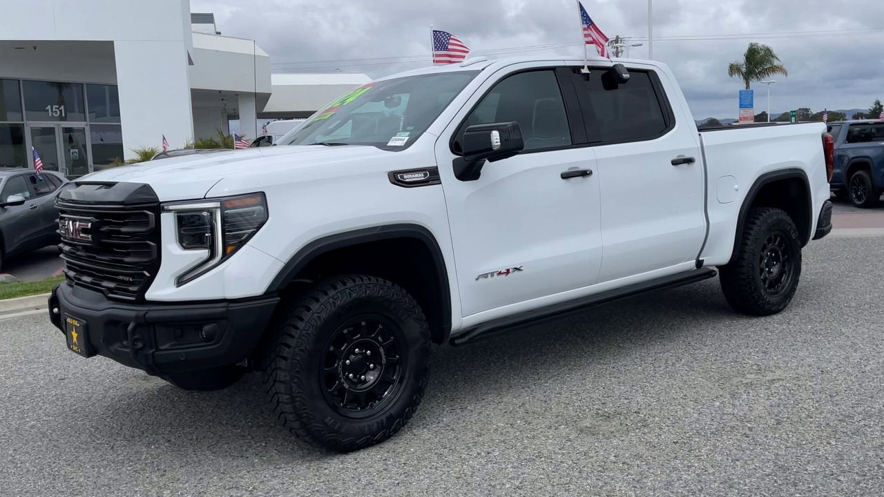 2024 GMC Sierra 1500 AT4X