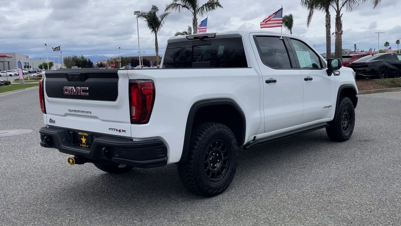 2024 GMC Sierra 1500 AT4X