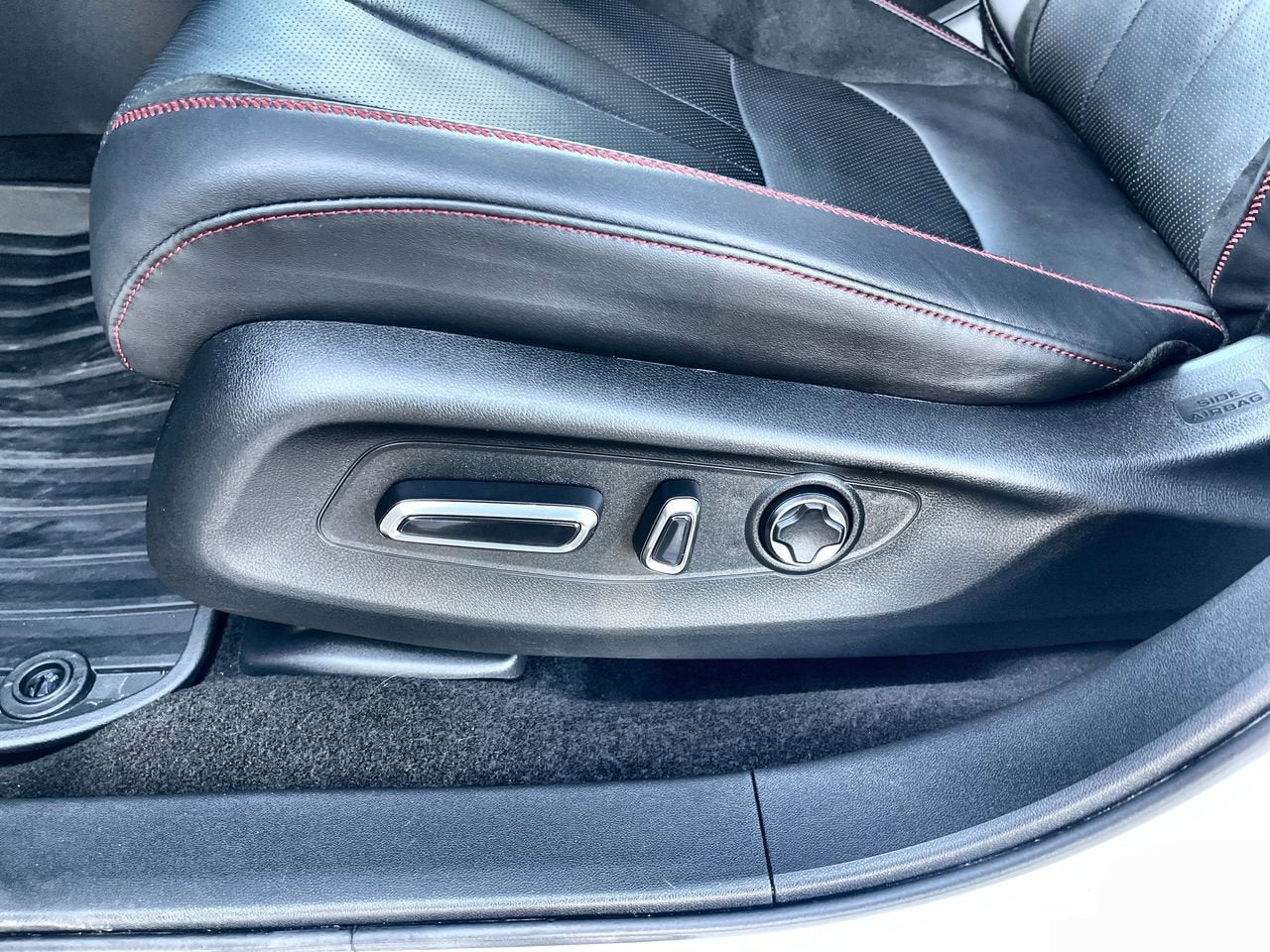 2025 Acura ADX w/A-Spec Advance Package