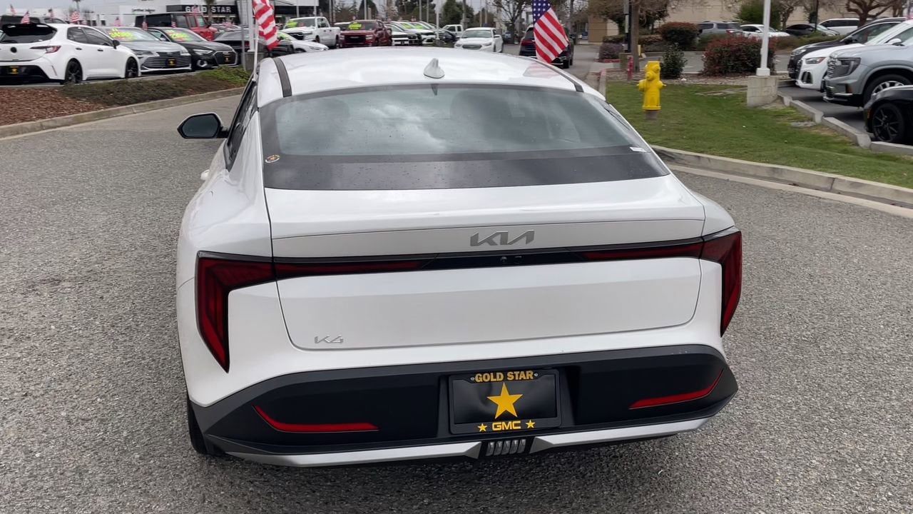 2025 Kia K4 LXS