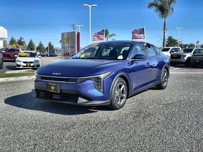 2025 Kia K4 LXS