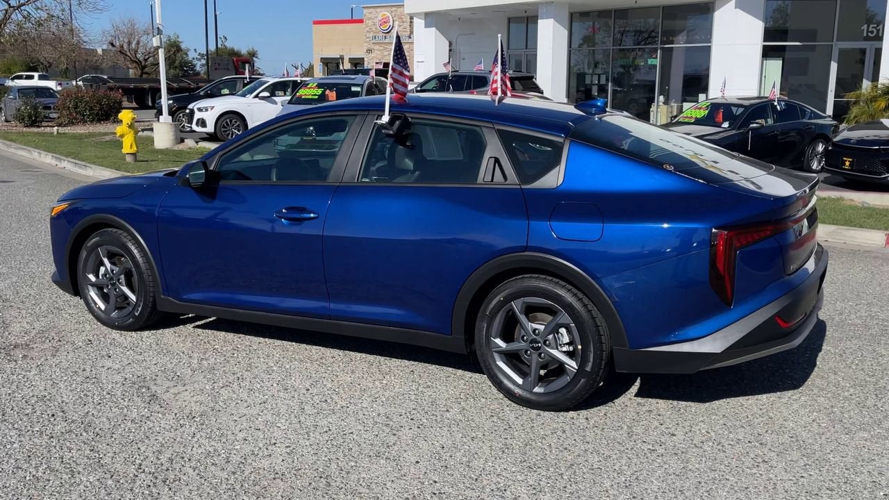 2025 Kia K4 LXS