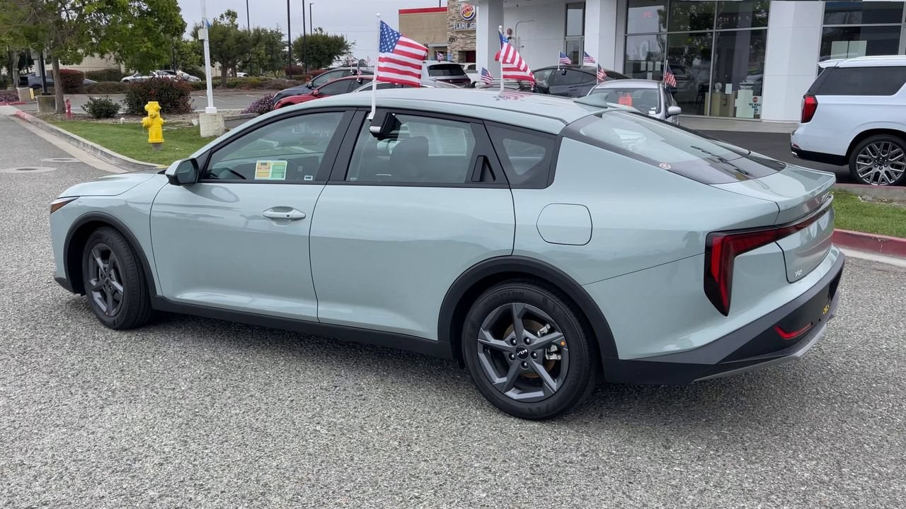 2025 Kia K4 LXS