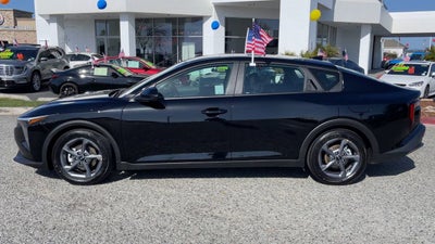 2025 Kia K4 LXS