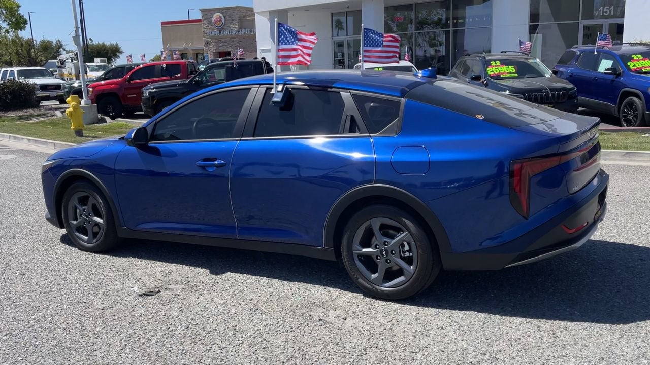 2025 Kia K4 LXS
