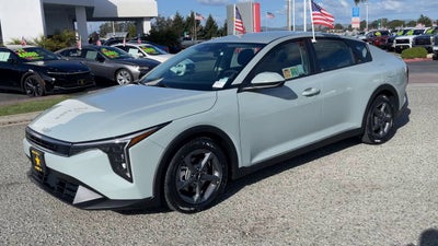 2025 Kia K4 LXS