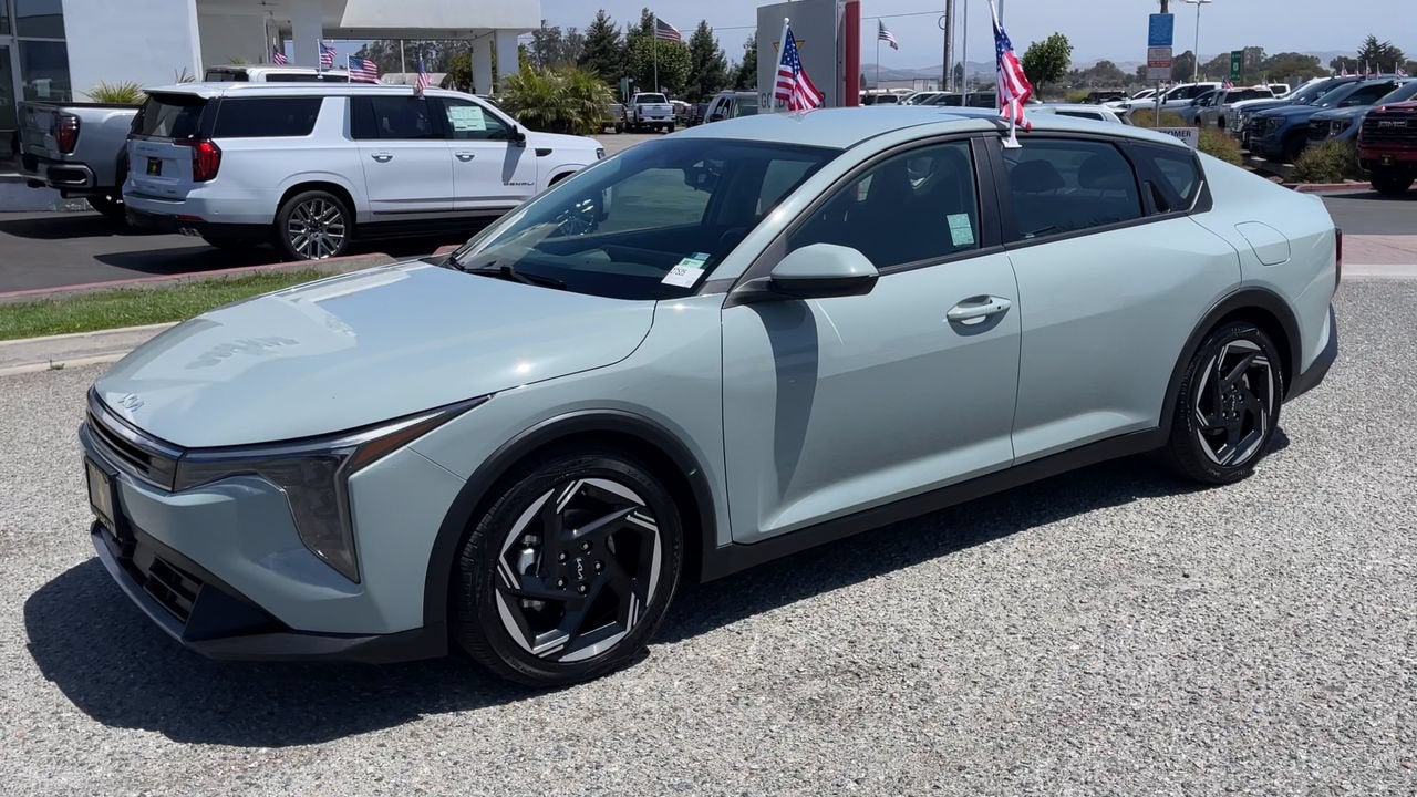 2025 Kia K4 EX