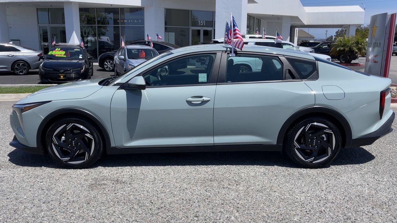 2025 Kia K4 EX