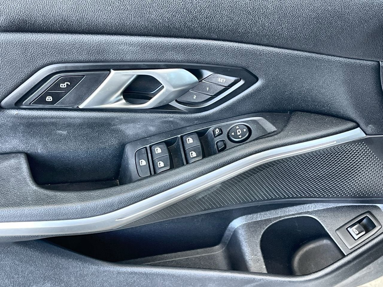 2025 BMW 3 Series 330i