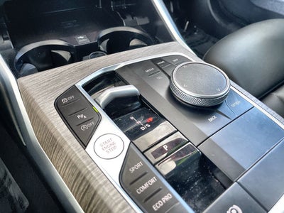 2025 BMW 3 Series 330i