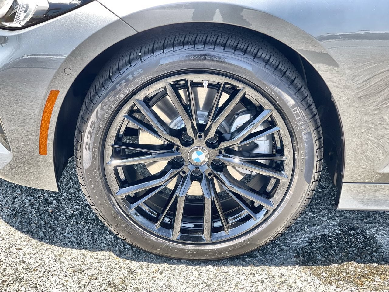 2023 BMW 3 Series 330i