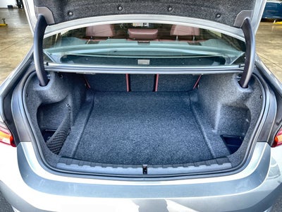 2023 BMW 3 Series 330i