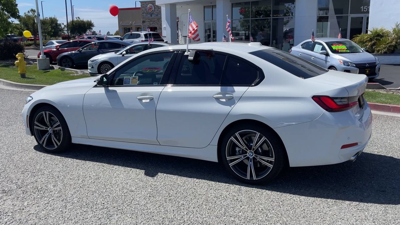 2023 BMW 3 Series 330i